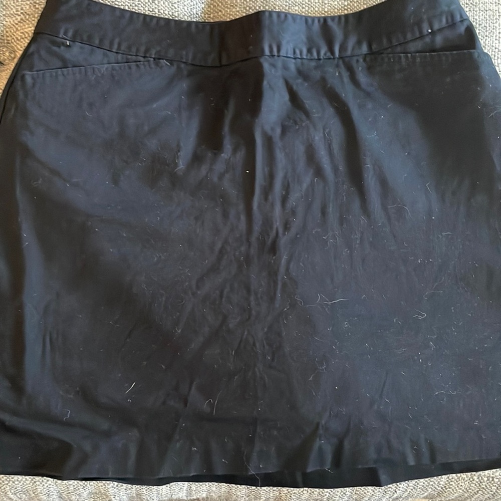 Lady Hogan Black Golf Skort. Size 12.